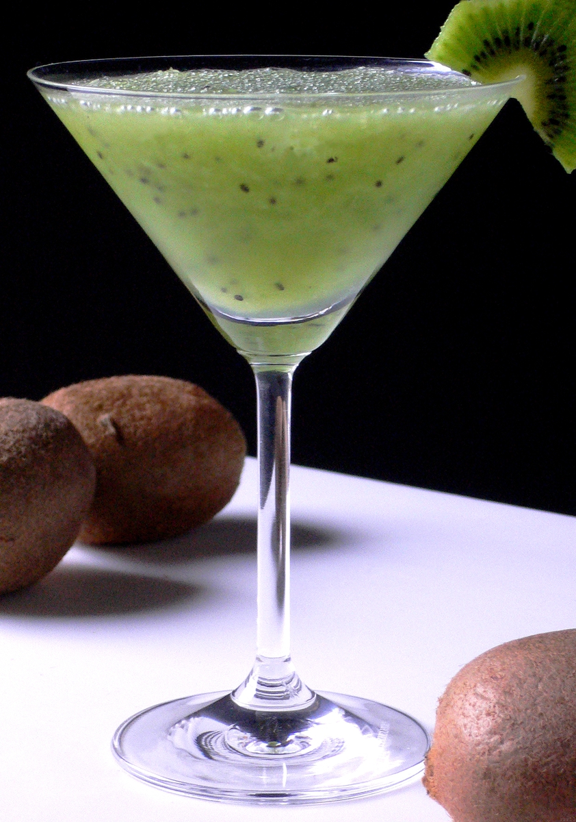 Frozen Kiwi Daiquiri | Cocktailrezept | Cocktailscout.de