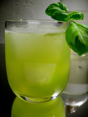 Gin Basil Smash